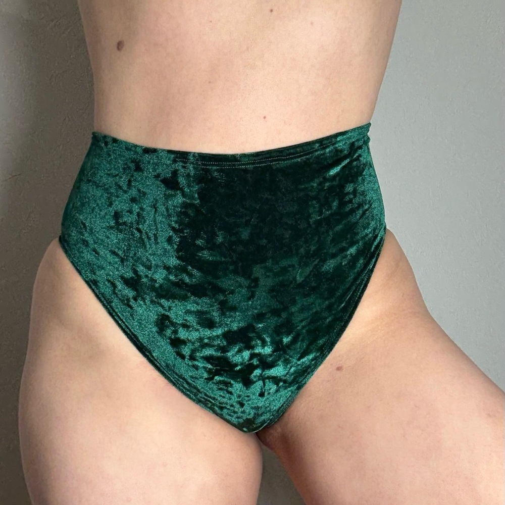 Emerald Green Velvet High-Waisted Panties